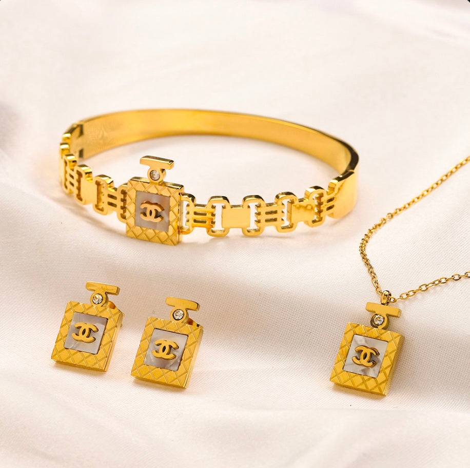Chanel set